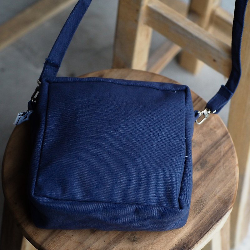 NAVY SQUARE BAG - Backpacks - Cotton & Hemp Blue