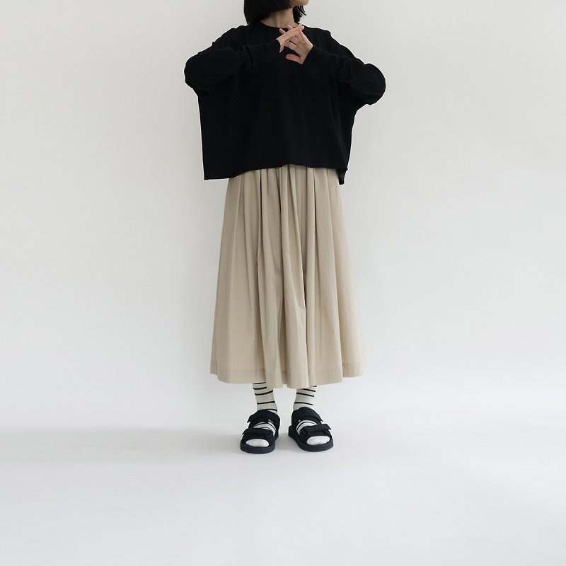 Black and white drop shoulder loose box sweater style long-sleeved Tee - เสื้อยืดผู้หญิง - ผ้าฝ้าย/ผ้าลินิน สีดำ