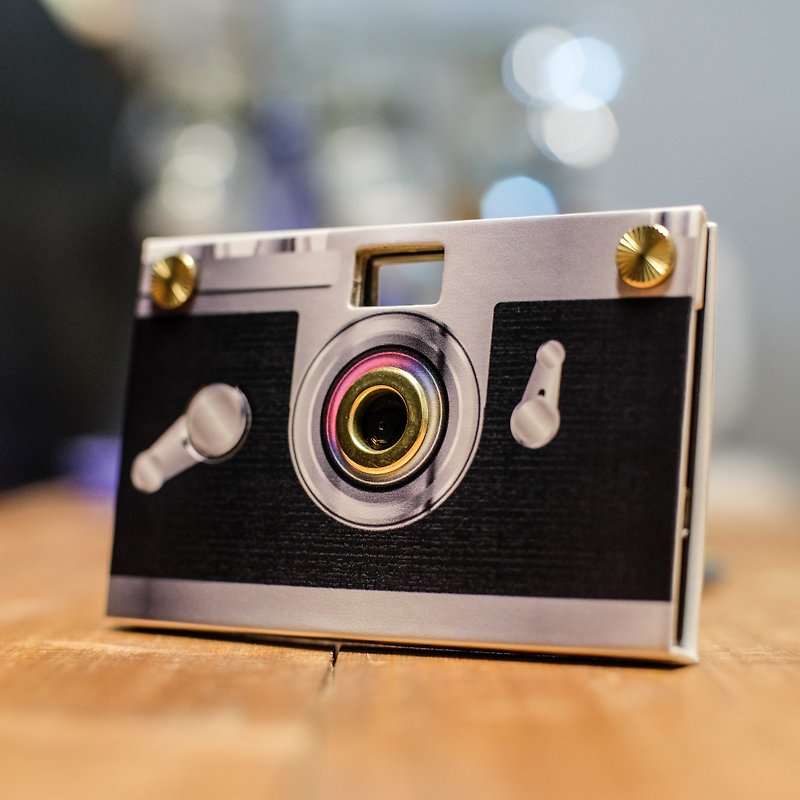 紙のグリーンペーパー創造紙カメラは、デジタルカメラに効果台湾ブランドの4種類を撮影することができますシュート[刻ま思い出クラシックな黒] - カメラ - 紙 ブラック