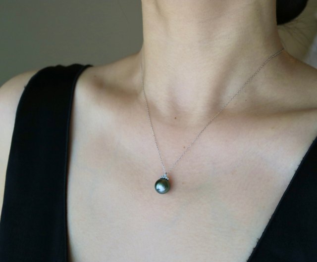 天然 黒蝶真珠(タヒチ産) ペンダントトップ ダイヤモンド K18WG タヒチ黒蝶真珠 K18WGペンダント 0.10ctダイヤモンド ～10mmと