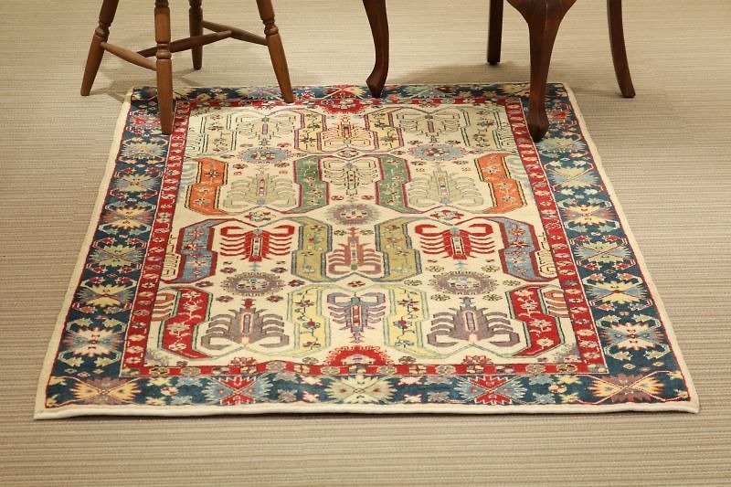 Scorpion handmade carpet special wool rug Turkish traditional design 184×121cm - 棉被/毛毯 - 其他材質 多色