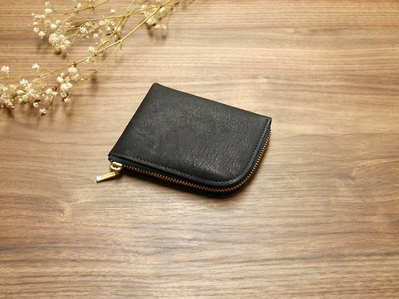 [小瑕疵 welfare products] L-shaped zipper short clip - black - Wallets - Genuine Leather Black