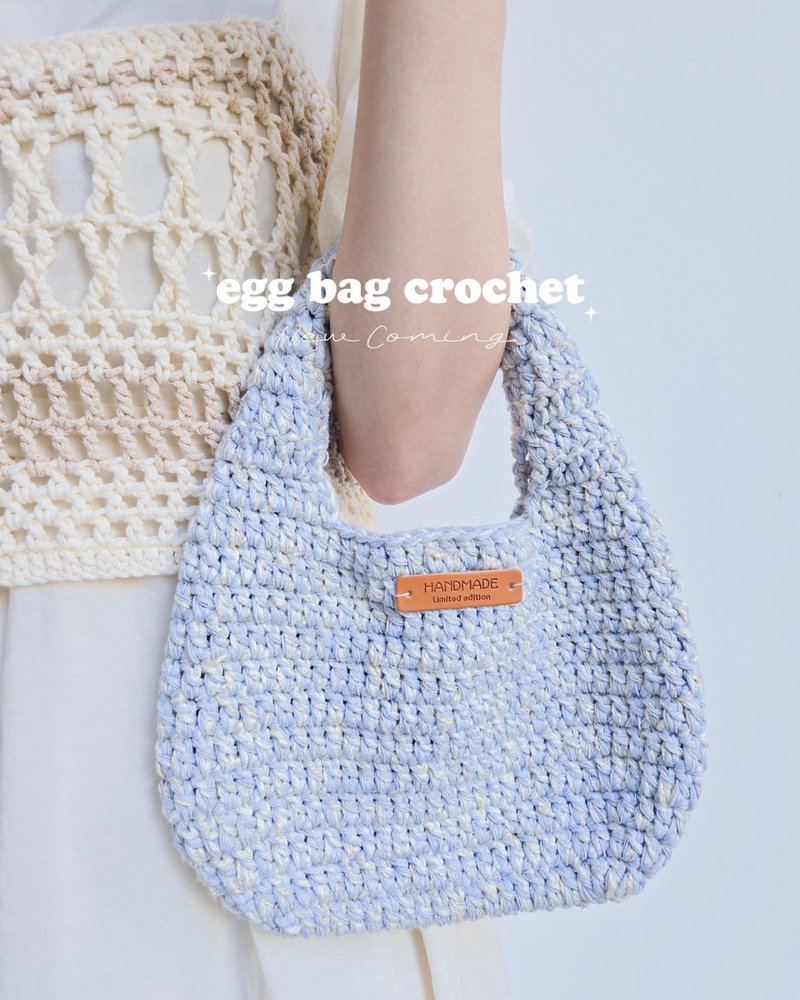 Iceland blue eggshell bag small model - กระเป๋าคลัทช์ - ผ้าฝ้าย/ผ้าลินิน สีน้ำเงิน