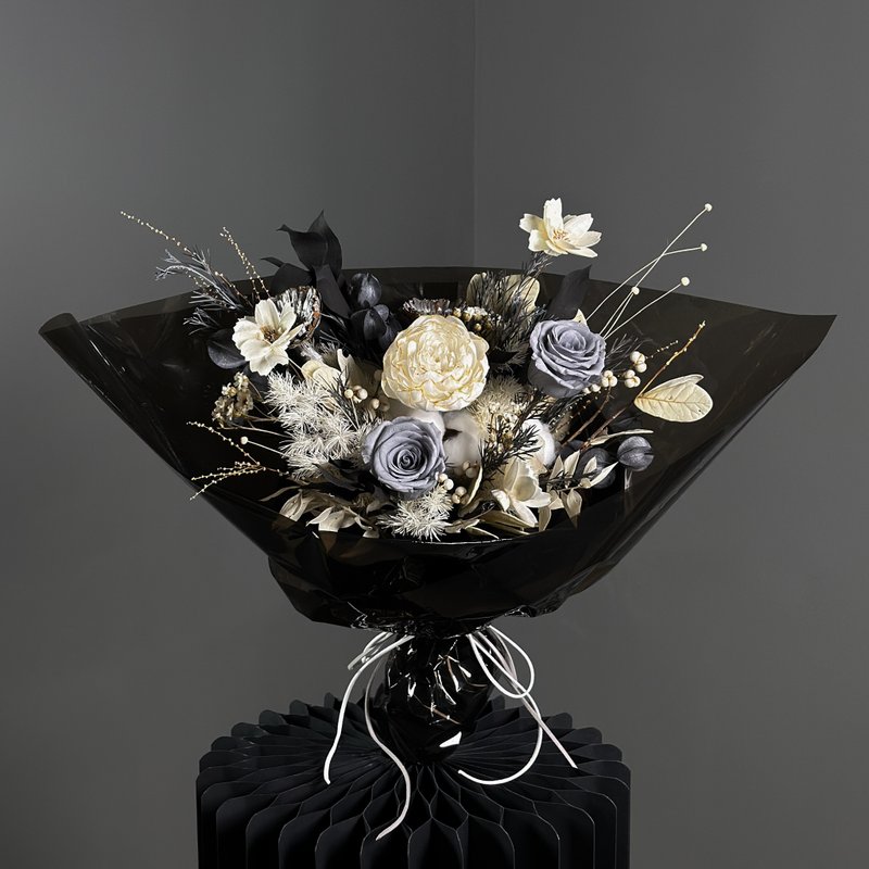 【Black heart】preserved flower bouquet - ช่อดอกไม้แห้ง - พืช/ดอกไม้ สีดำ