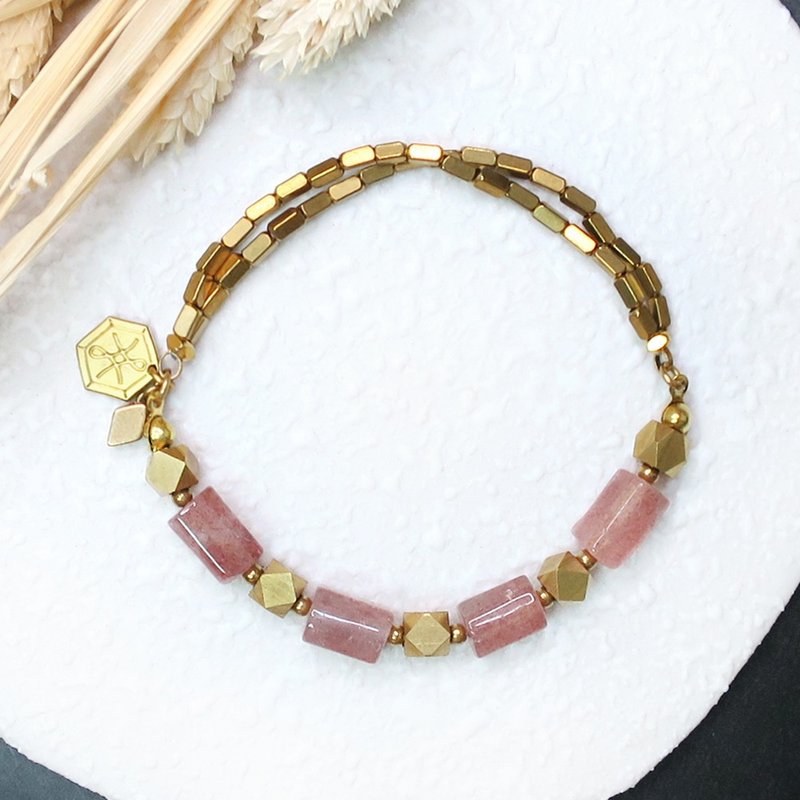 VIIART。粉紅湖。草莓晶黃銅手環 - 手鍊/手環 - 銅/黃銅 粉紅色