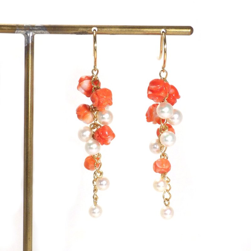 Akoya pearl Coral earrings Japanese pearl Carved coral 18K yellow gold - ต่างหู - ไข่มุก 