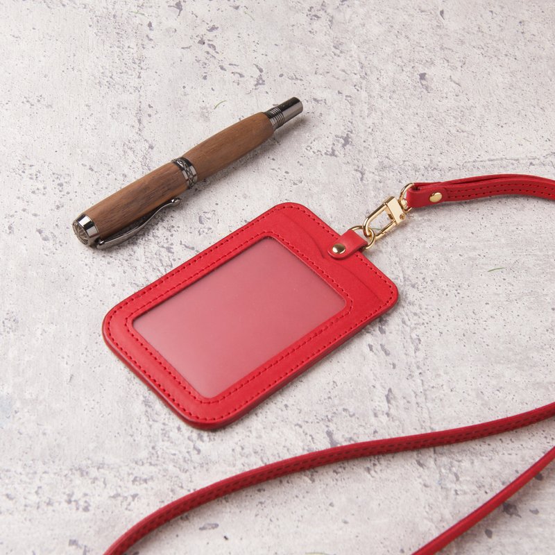 ID Holder / Red - ที่ใส่บัตรคล้องคอ - หนังแท้ 