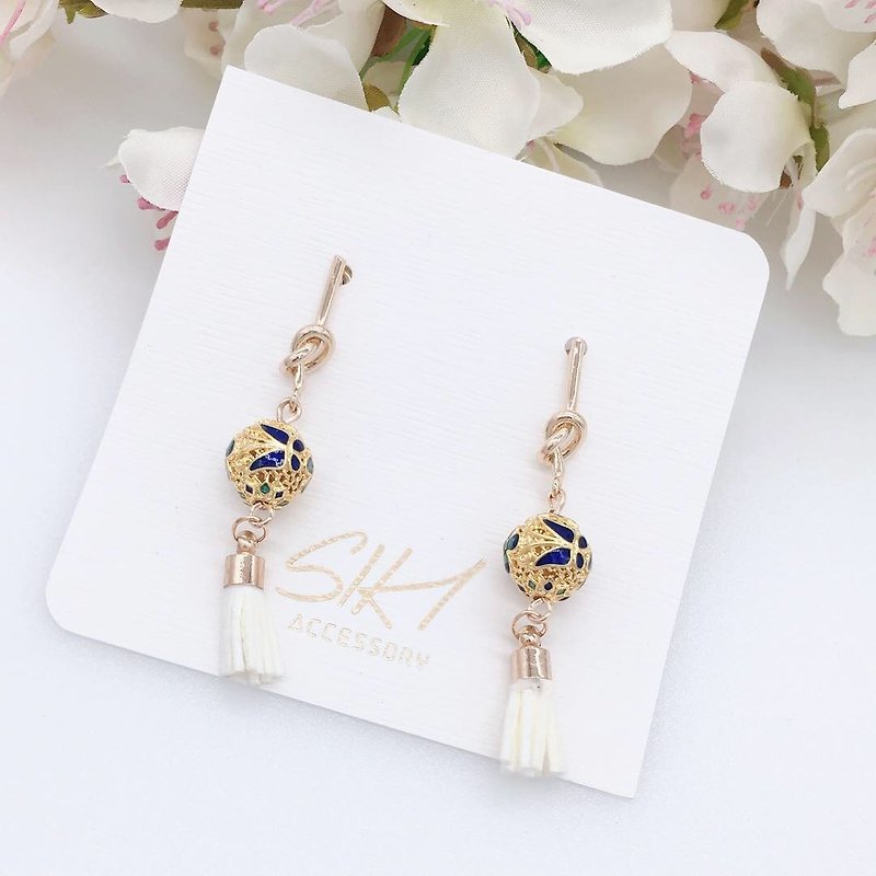 10mm Golden Cloisonne Beads with Twisted Rope Ear Pins and Leather Tassels - ต่างหู - เครื่องประดับ สีทอง