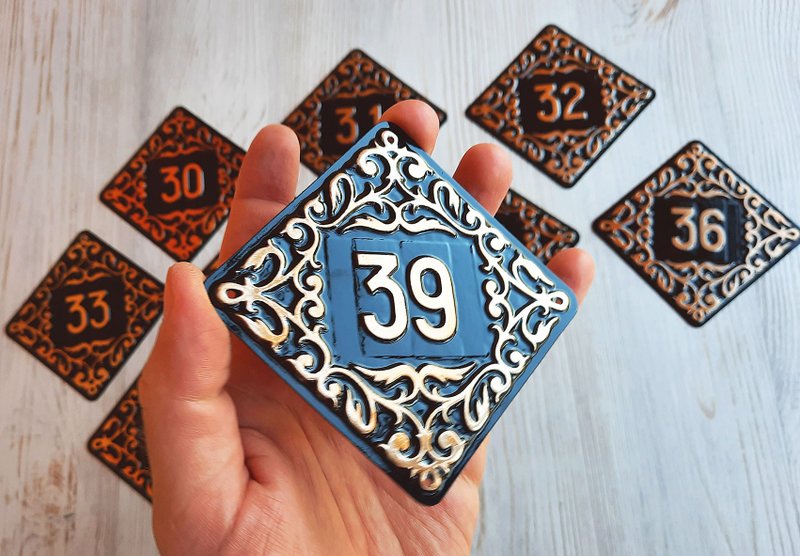 Decorative address door sign number 39 - apartment rhomb number plate vintage - ม่านและป้ายประตู - โลหะ สีดำ