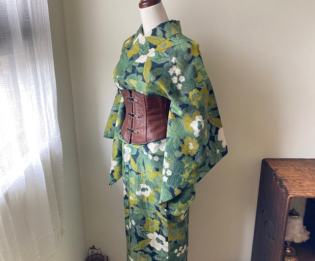 綠白花叢紬古董小紋和服- 設計館【藏私‧Collection】 洋裝/連身裙- Pinkoi