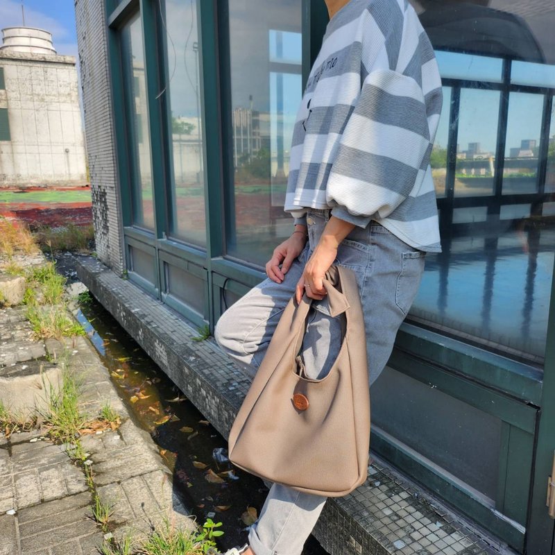 【 純手作】仿麻布紋皮革夏日流浪包 Hobo bag 單掮包 共三色 - 側背包/斜背包 - 人造皮革 藍色