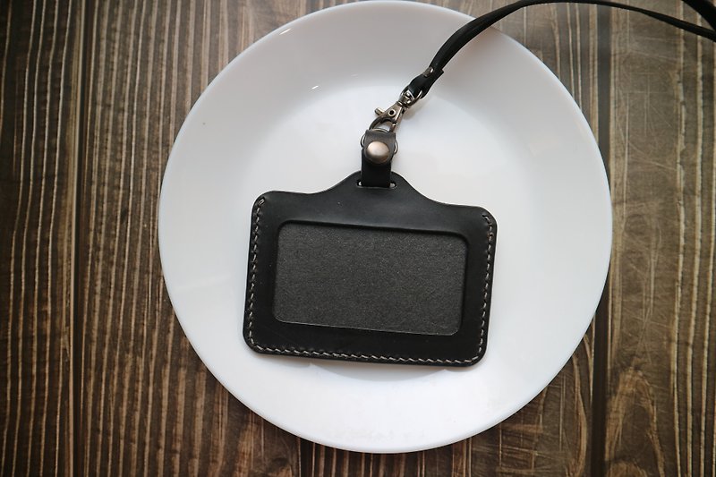 Yichuang Small Room | Vegetable Tanned Leather Black Horizontal Double-sided ID Card Holder Identification Card Holder Valentine's Day Gift - ที่ใส่บัตรคล้องคอ - หนังแท้ 