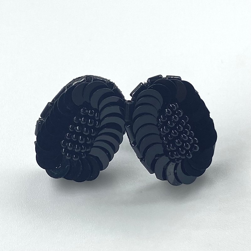 耳飾り　Noir　Candy　黒　金具選択可能 - 耳環/耳夾 - 其他材質 黑色