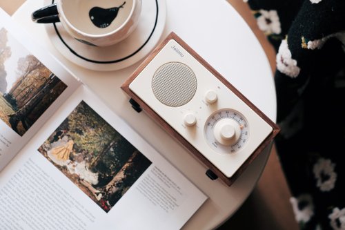 デスクトップ用のBluetooth布生地スピーカー 無垢材ワイヤレス Bluetooth スピーカー高品質デスクトップ