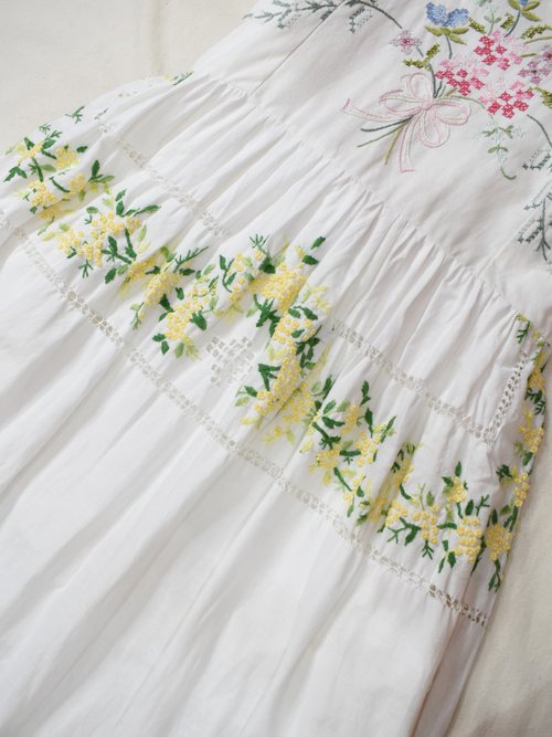 vintage テーブルクロス生地ワンピース　リメイク　レースワンピース REMAKE| ヨーロピアン刺繍テーブルクロスリメイクドレス NO.1