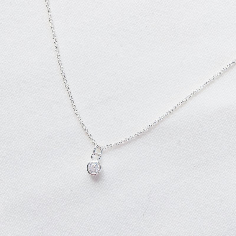S925 sterling silver necklace lucky CZ zircon short chain electroplating anti-allergic swab silver cloth - สร้อยคอ - โลหะ สีเงิน