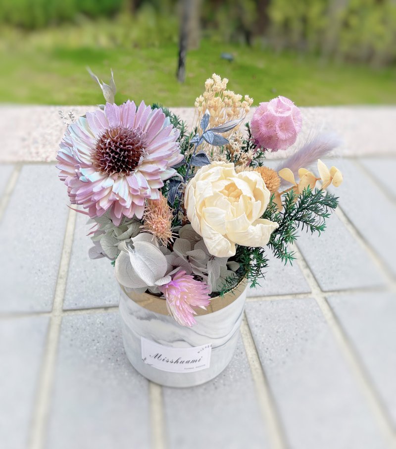 Miss。花謎 【溫暖你的心】藍紫 太陽花桌花 盆花 開幕花禮 喬遷 - 乾燥花/永生花 - 植物．花 黃色