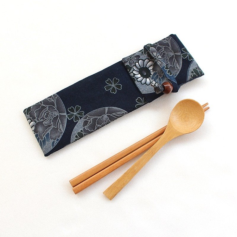 Mirror water stop straight green chopsticks sets / pouch - ตะเกียบ - ผ้าฝ้าย/ผ้าลินิน 