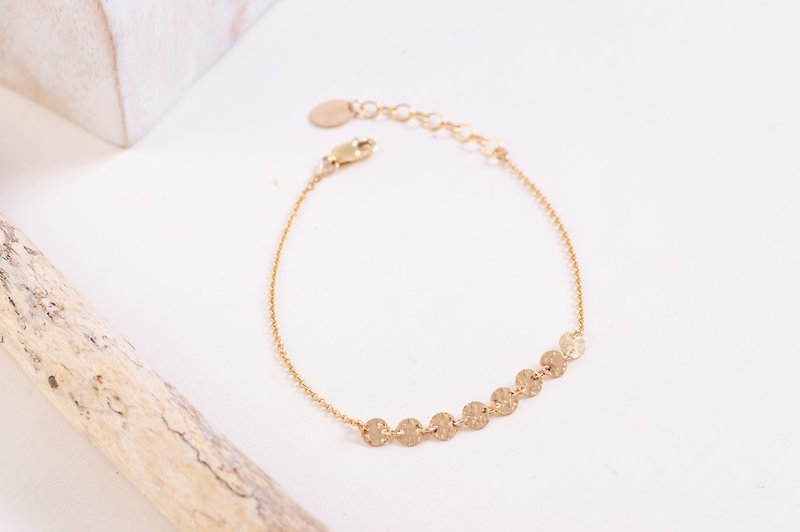 ITALY dainty coin chain Bracelet in 14k Gold-Filled, Stacking bracelet - สร้อยข้อมือ - เครื่องประดับ สีทอง