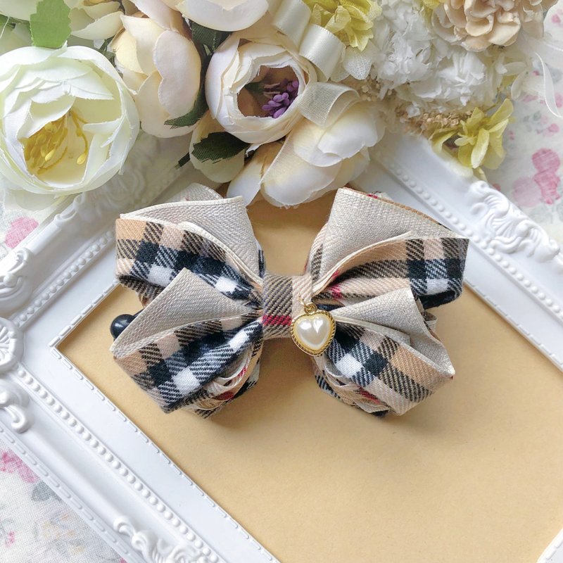 College style pattern texture bow intersecting clip-milk tea color - เครื่องประดับผม - วัสดุอื่นๆ สีนำ้ตาล