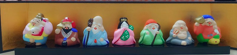 Edo Goenmonogatari doll brings good luck and attracts the Seven Lucky Gods - Items for Display - Pottery Multicolor
