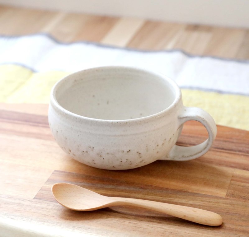 白霧面釉的粗獷溫暖湯杯 - 咖啡杯 - 陶 白色
