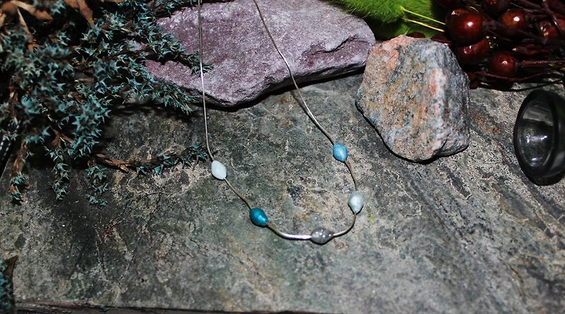 Five Stones short chain - Blue - Necklaces - Pottery Blue