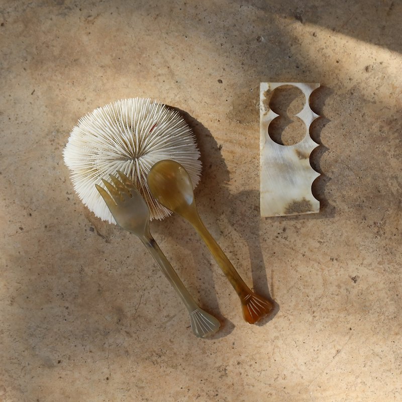 Buffalo horn shell-shaped spoon fork set - 刀/叉/湯匙/餐具組 - 環保材質 咖啡色