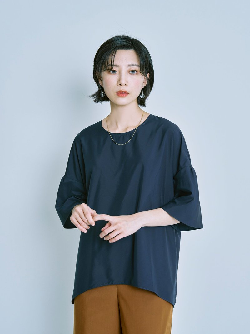 PINKOI ONLY 雲霧花袖上衣-夜煮 - 女 T 恤 - 聚酯纖維 藍色