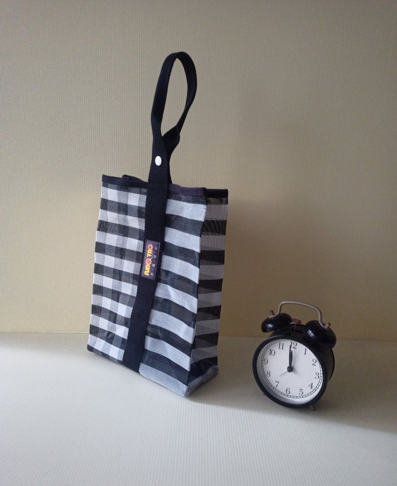 Go left, go right_Black and white checkered two-color eggplant - Handbags & Totes - Plastic Black