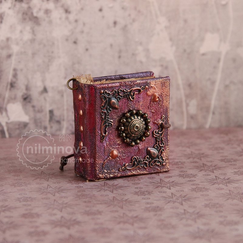 Tiny book pendant Mini book Miniature journal Tiny necklace keychain Book lover - สร้อยคอ - วัสดุอีโค สีแดง