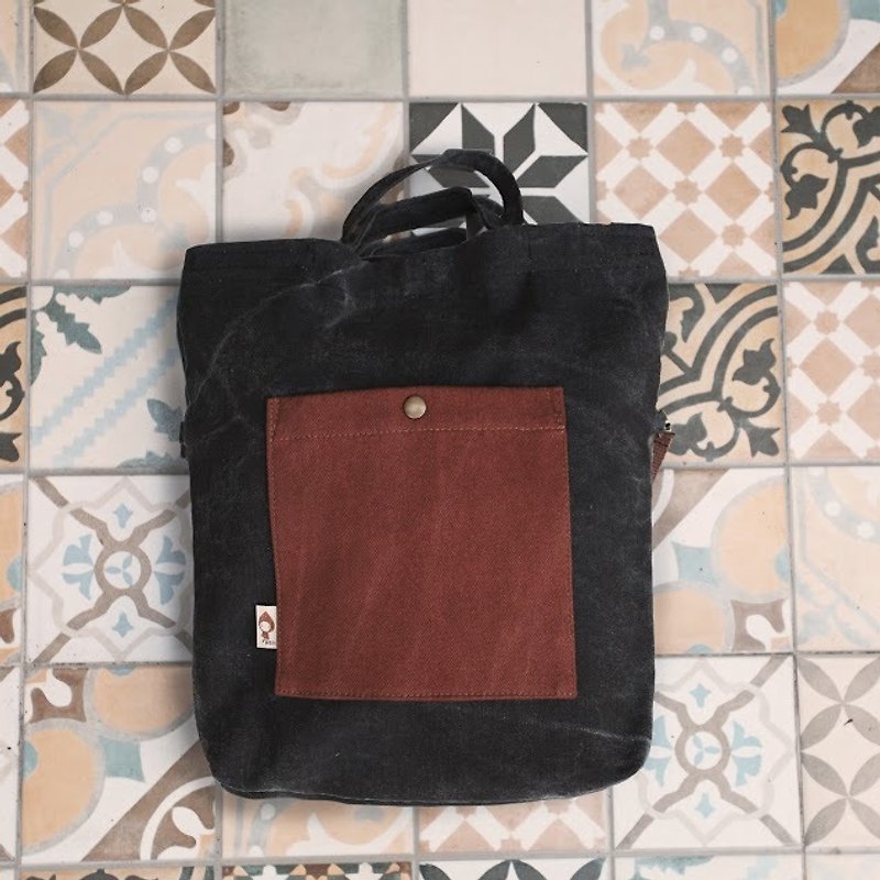 Honey toast (washed black) - Environmental dual-use portable Messenger bag - กระเป๋าแมสเซนเจอร์ - กระดาษ สีดำ