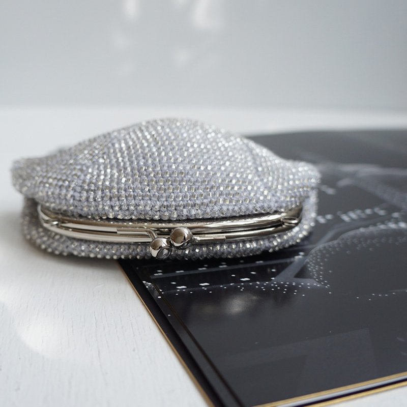 Ba-ba handmade Seedbeads crochet pouch No.2004 - 化妝包/收納袋 - 其他材質 銀色