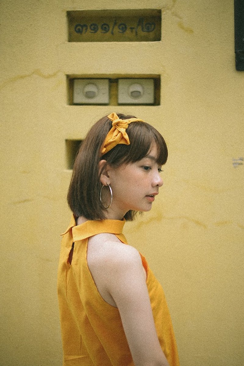 flower ribbon dress (mustard yellow) - เสื้อยืดผู้หญิง - ผ้าฝ้าย/ผ้าลินิน สีส้ม