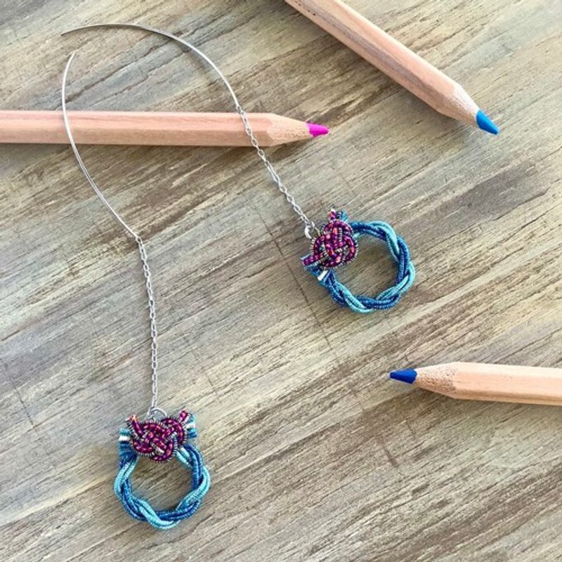 Mini wreath earrings made from mizuhiki - Earrings & Clip-ons - Other Materials Blue