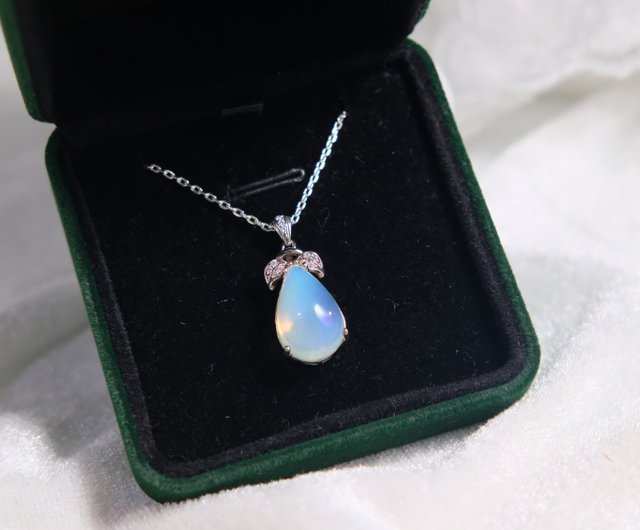 ❤❤4.5㌌美品　オパール✨✨ オパール K18ネックレス(2.5カラット/10月誕生石)《25C40114