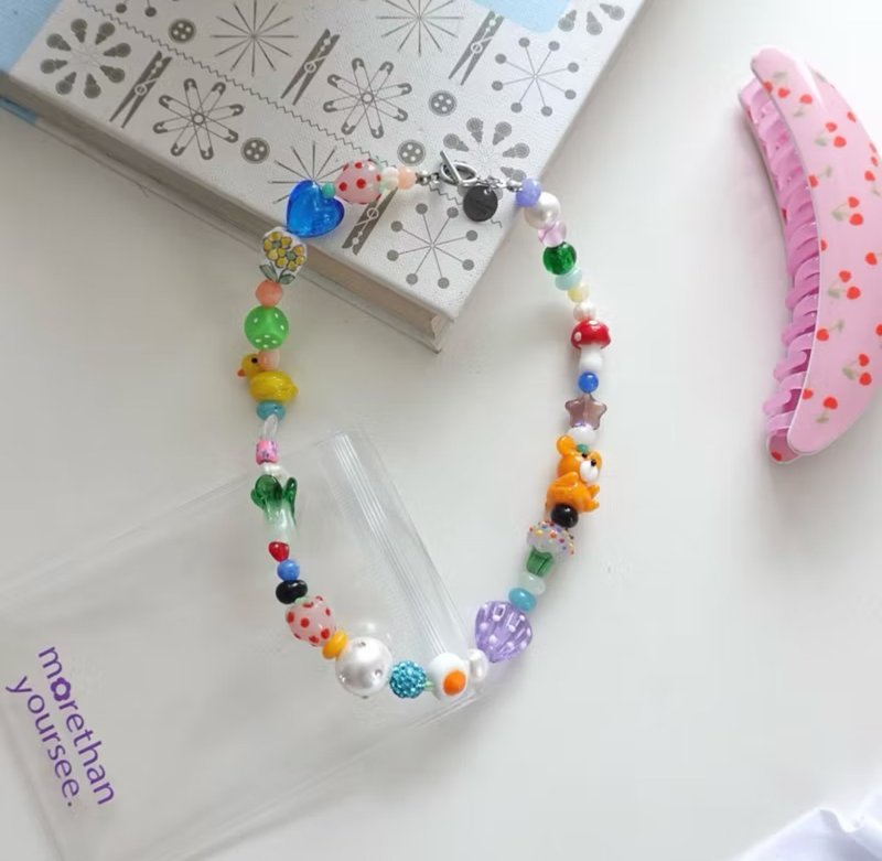 Random Stuff Necklace Handmade glass bead necklace - 項鍊 - 玻璃 多色
