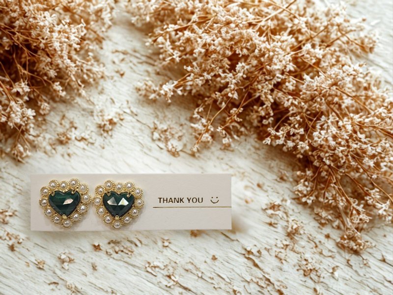 心之遙想 ‧ 孔雀石‧ 晶石淡水珠耳環 - 耳環/耳夾/耳骨夾 - 水晶 紫色