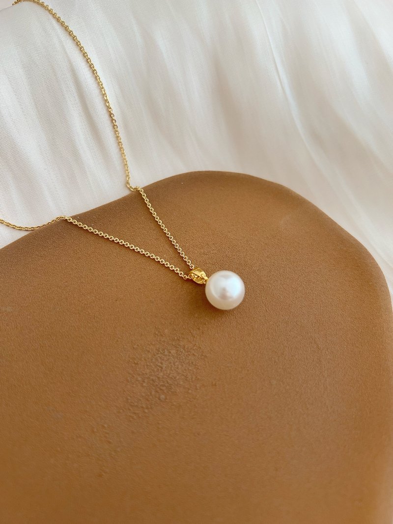 【Delicate Gift Box】Austrian pearl necklace 18KGF-Venus #Sensual Elegant Goddess - Necklaces - Other Materials White