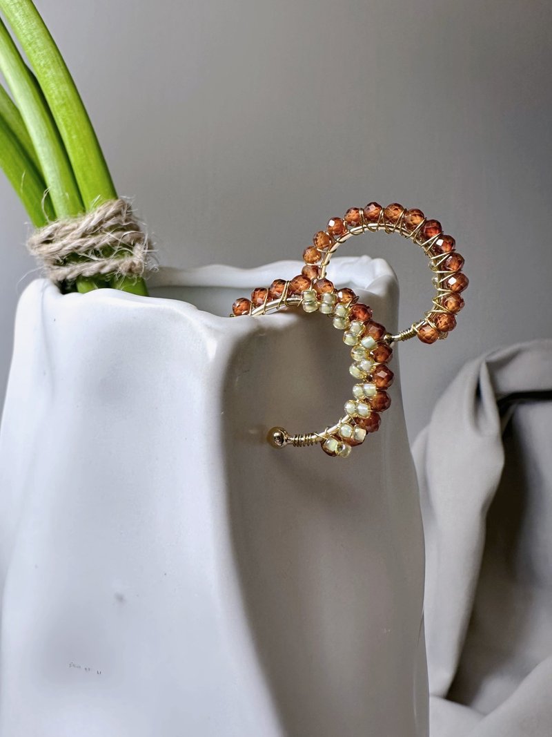 Garnet c型耳環 - 耳環/耳夾/耳骨夾 - 其他金屬 