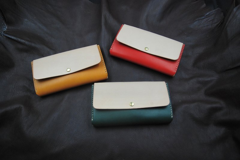 Long size wallet, easy to put in and take out, clean and tidy - กระเป๋าสตางค์ - หนังแท้ หลากหลายสี