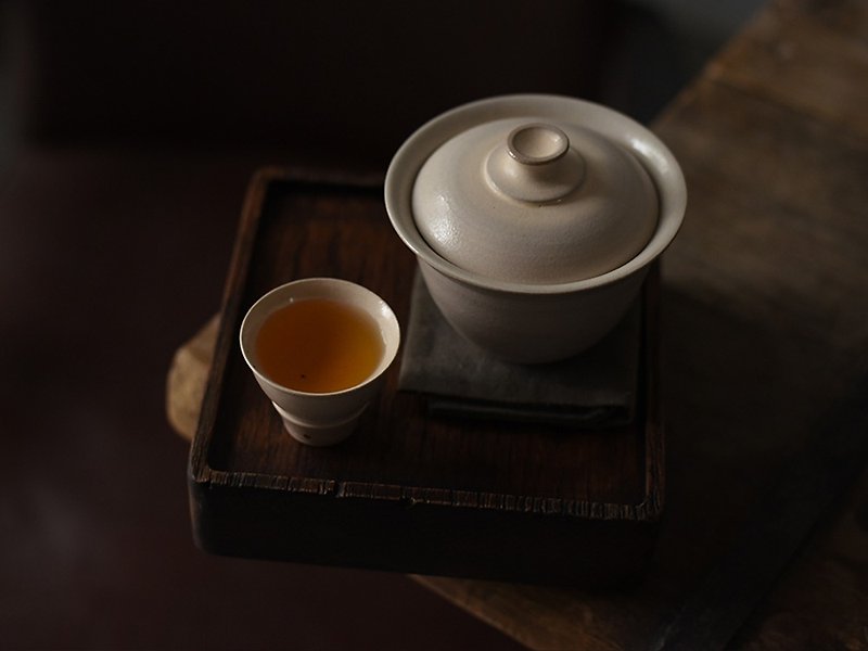 Craftsman handmade Japanese powder shadow cream white Kung Fu tea cup with good taste - Teapots & Teacups - Porcelain 