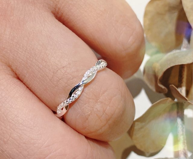 sterling silver diamond twist ring