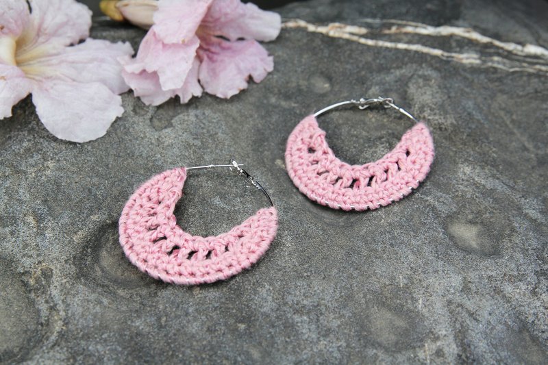 Hand crocheted pink braided big round earrings - Earrings & Clip-ons - Cotton & Hemp Pink