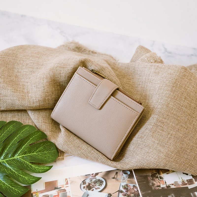 【ギフトボックス】本革 多機能ミドルウォレット X0022 アプリコット - 財布 - 革 カーキ