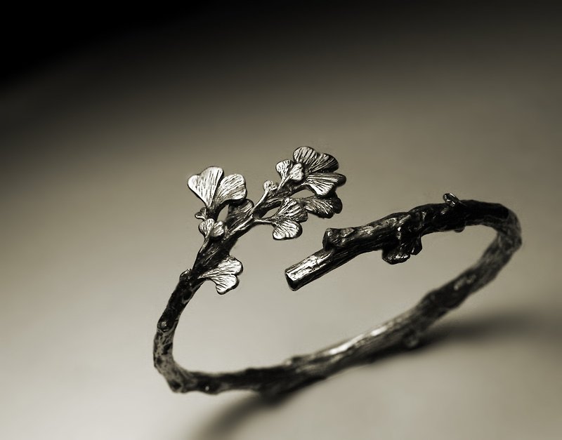 Ginkgo leaf dead branch bracelet - Bracelets - Other Metals 