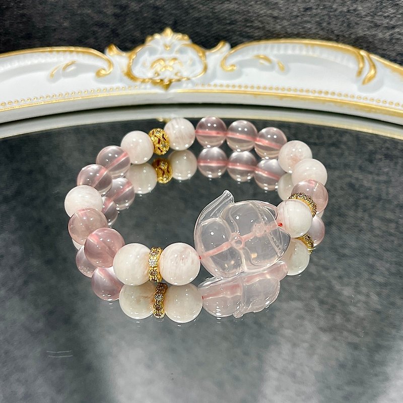 Pink quartz fox design - Bracelets - Crystal Pink