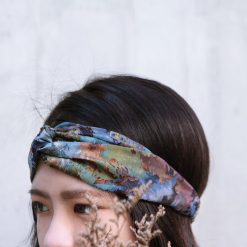Plunge / limited / burned cloth / hand crossed hair band - Hair Accessories - Cotton & Hemp Blue