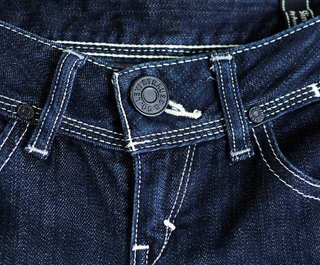 Levis w25 2025