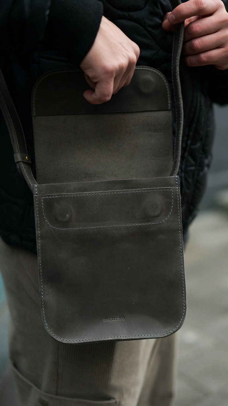 Gray leather shoulder bag - Compact everyday messenger - Messenger Bags & Sling Bags - Genuine Leather Gray